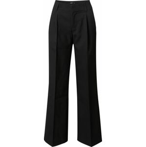 Kalhoty s puky 'Tammie' Gina Tricot černá