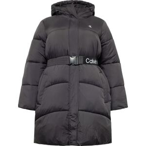 Zimní kabát Calvin Klein Jeans Curve černá / bílá